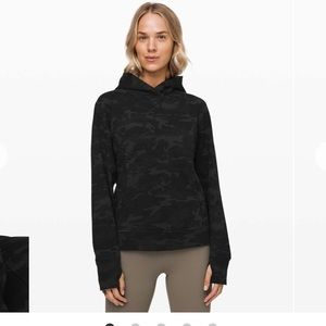 NWOT Lululemon Scuba Pullover